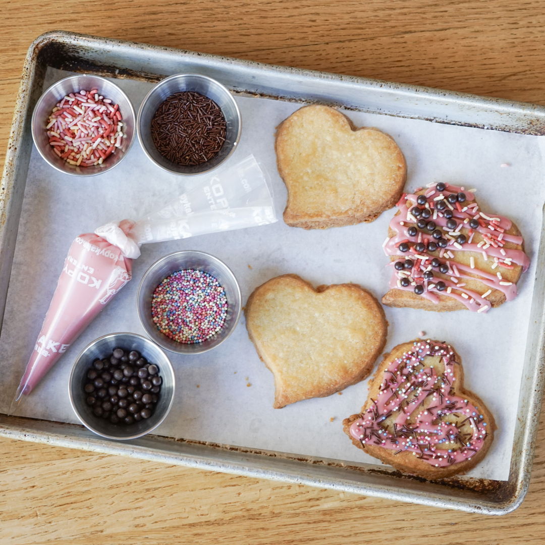 Huckleberry Bakery & Cafe - The countdown is ON to vote for us as Santa ...
