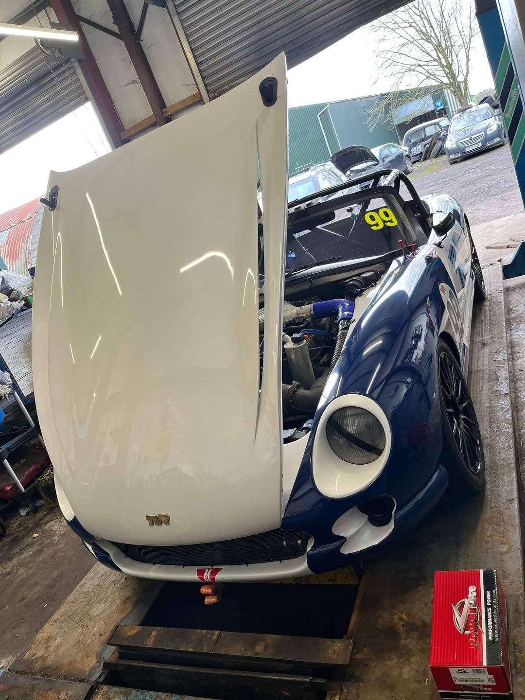 J R Automotive repairs | Eye