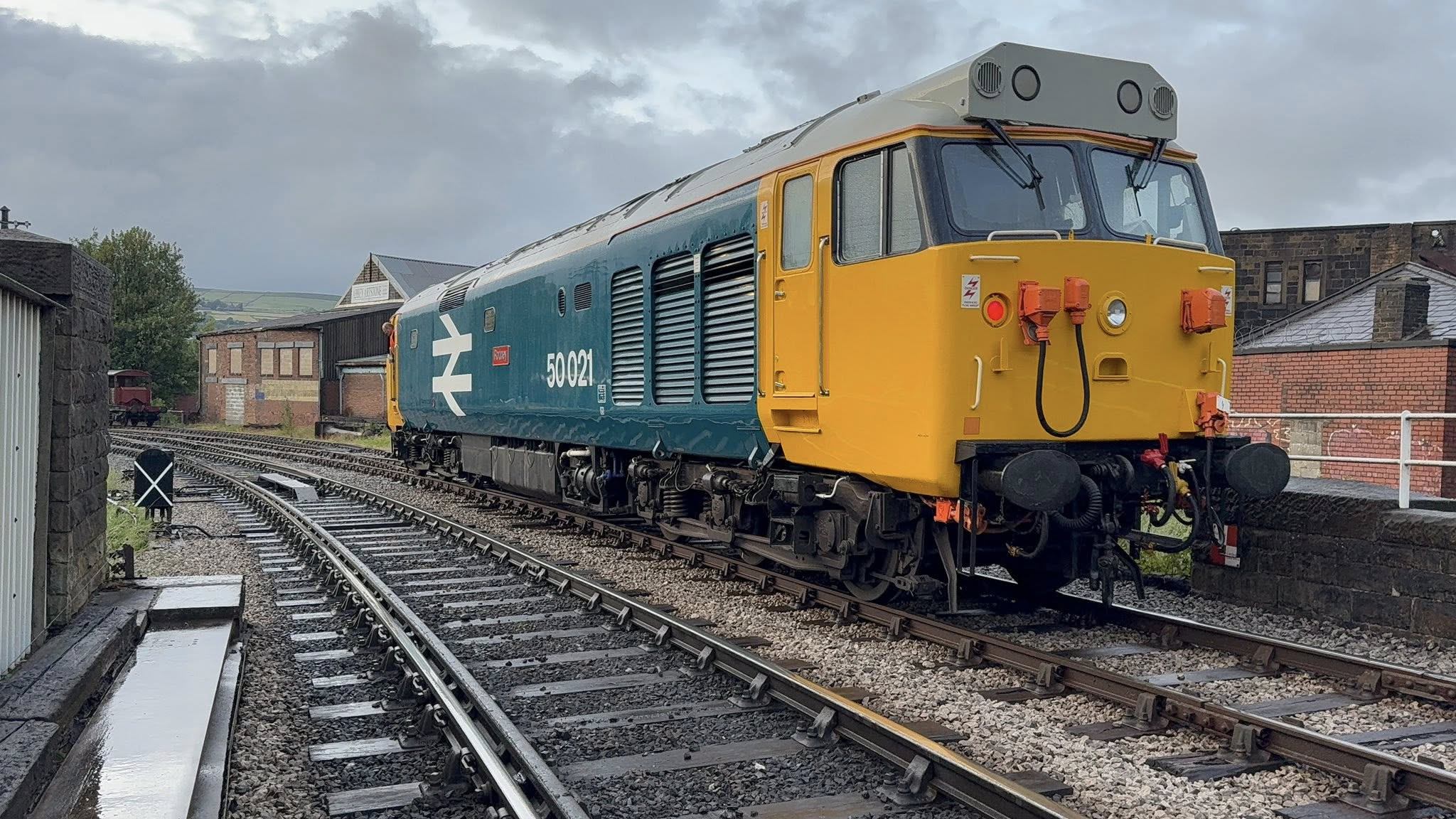 Chinnor - Surprise visitor announcement. Courtesy of Paul Spracklen ...