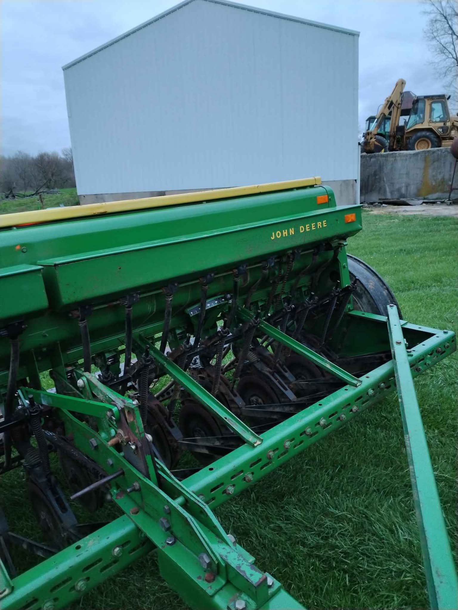 John Deere 10' 8200 grain drill/food plot, with small grass seeder ...