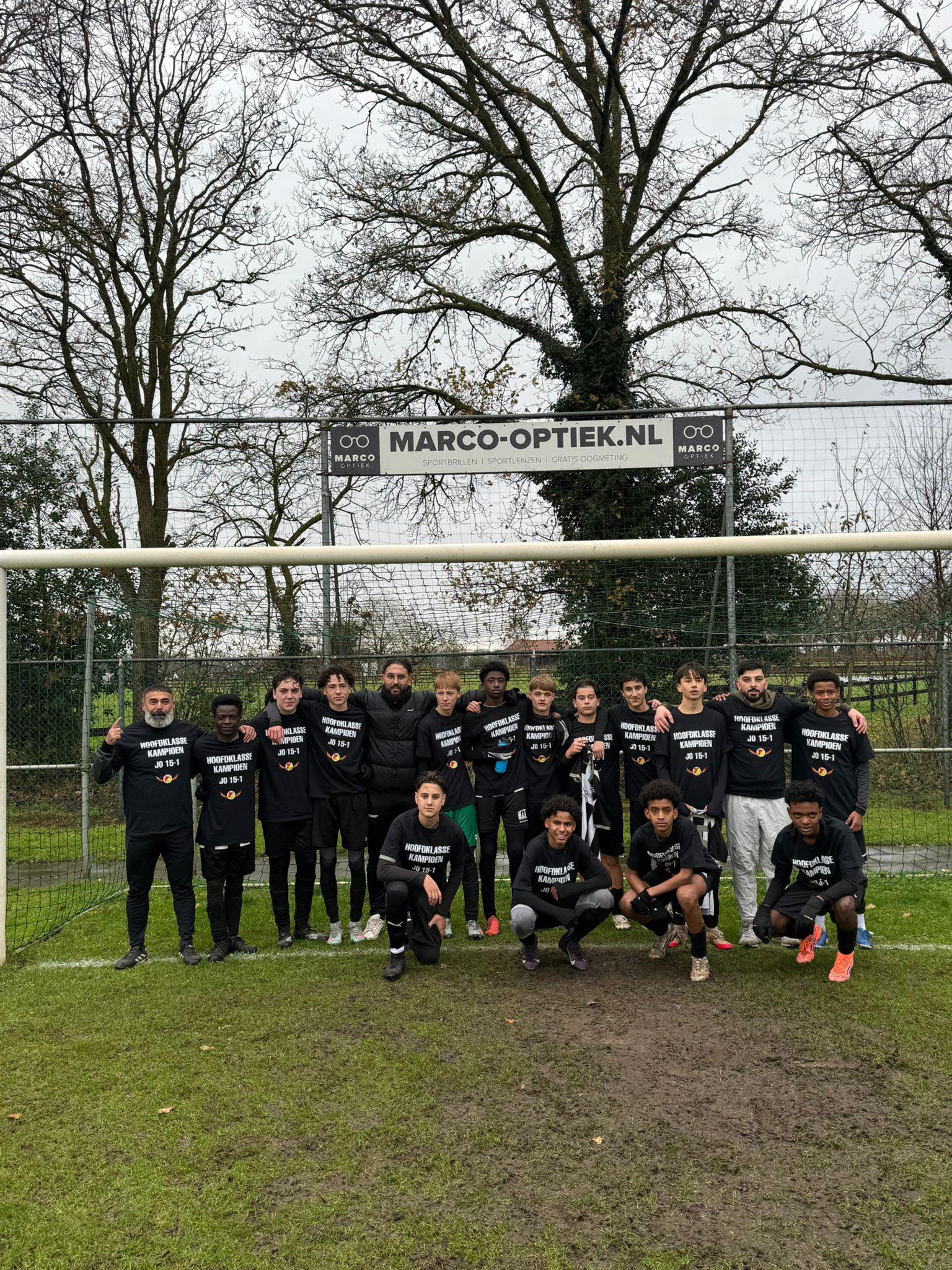 SC - Deze toppers van SC Angelslo JO15-1 zijn vandaag voor de 2e keer ...