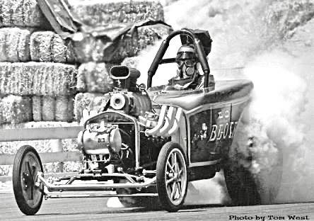 Vintage - Tom Ferraro laying’ down a smoke screen in the “Low Blo” AA ...