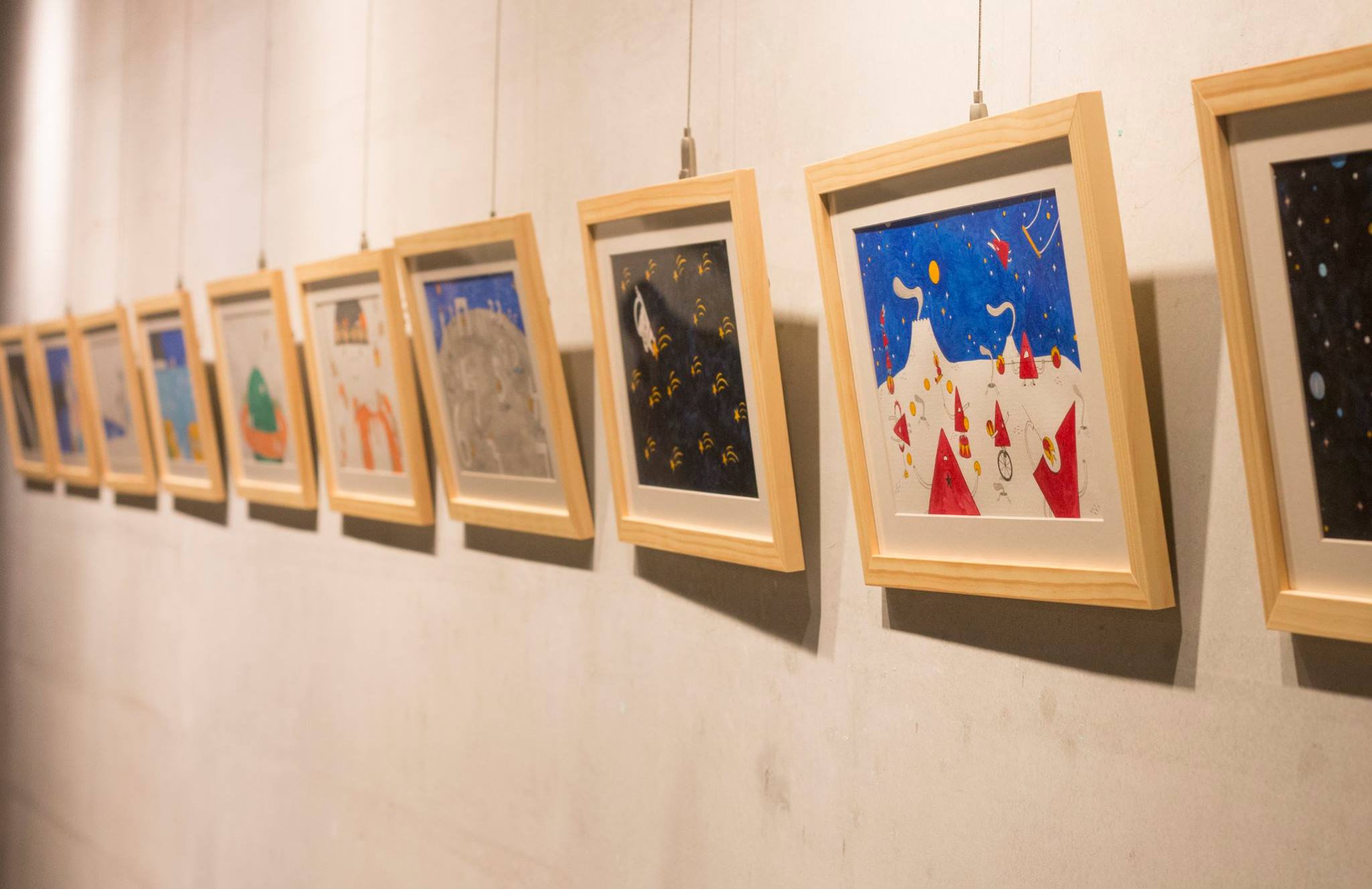 許匡匡zito Hsu 我是一顆小星星 原畫展 最後的2天 能在小房子書鋪看看原畫若不在高雄 翻翻繪本溫習一下小星星的宇宙想像也不錯 我是一顆小星星