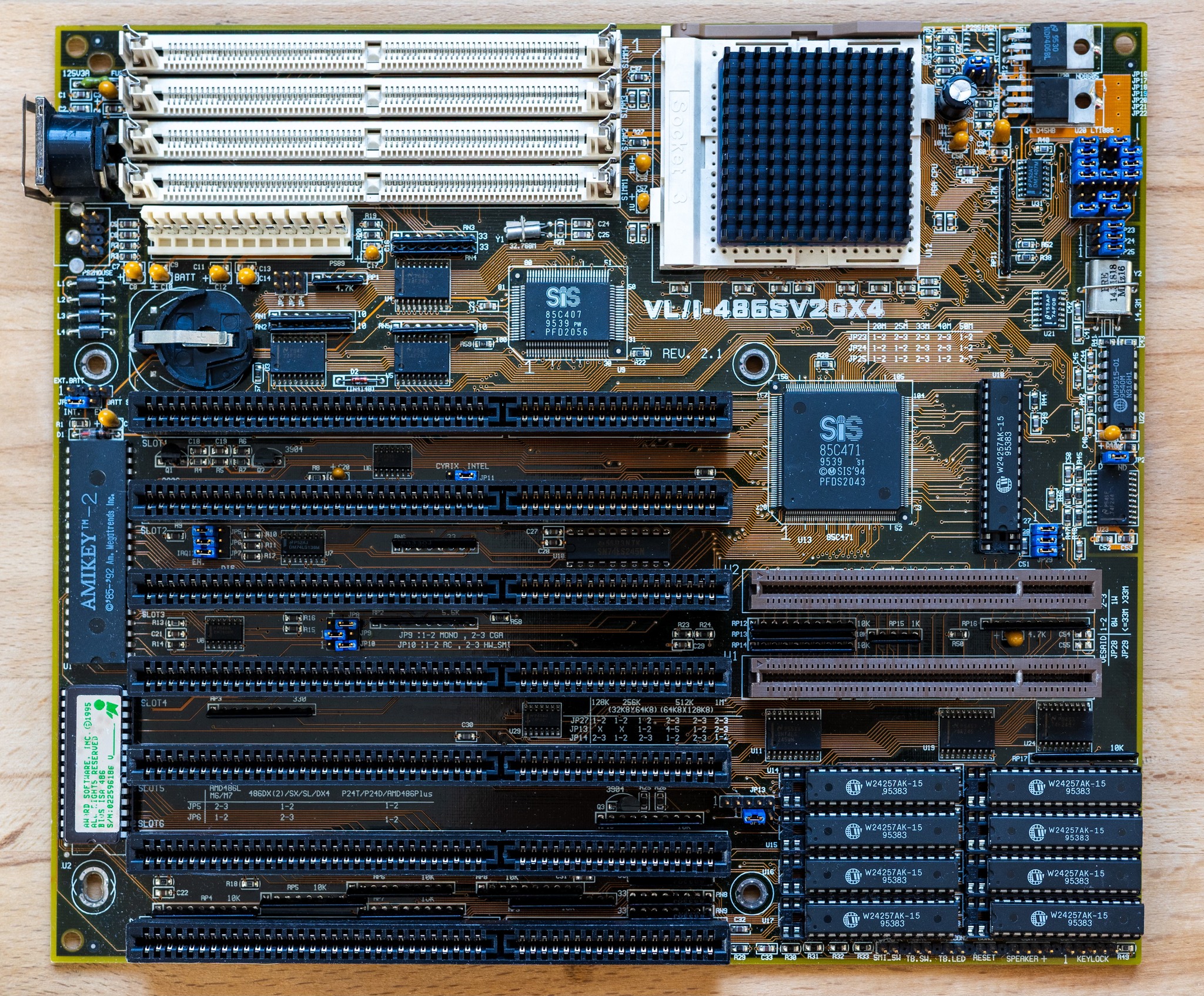 First computer with Intel i486 SL processor in 1996