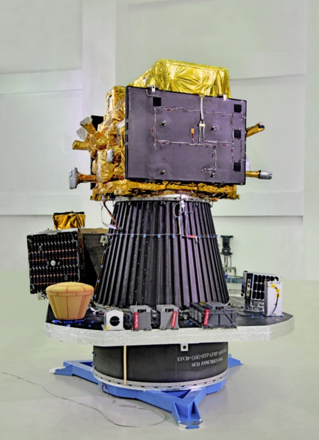 Spaceth.co - ลักษณะของ Payload Configuration บน Payload Attach Fitting ...