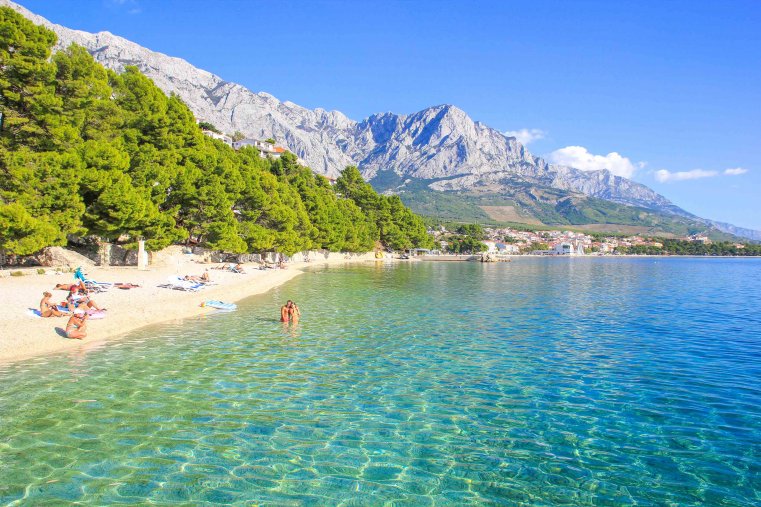 attention-all-beach-lovers-camp-riviera-makarska