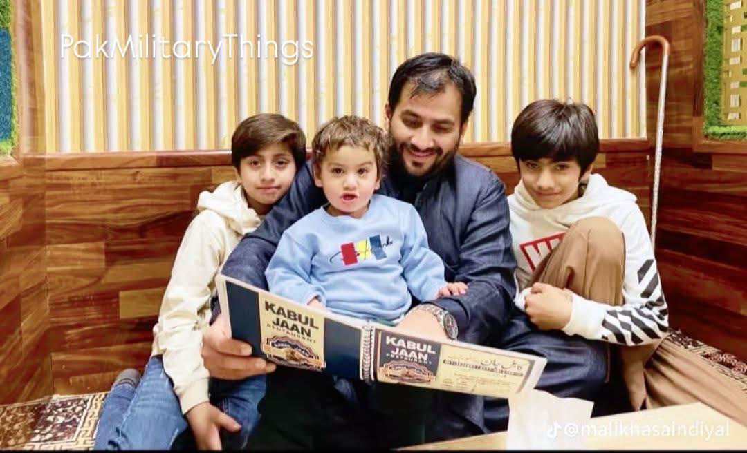 Lt Col Muhammad Imran Shaheed with... - Pak Military Things | Facebook