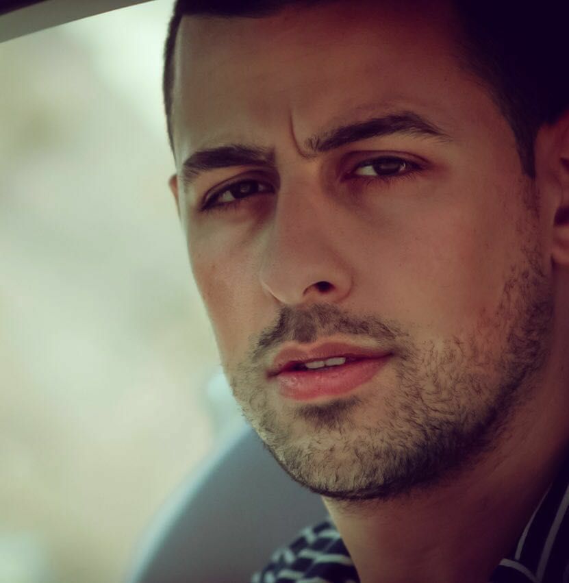 معلومات - أنور نور