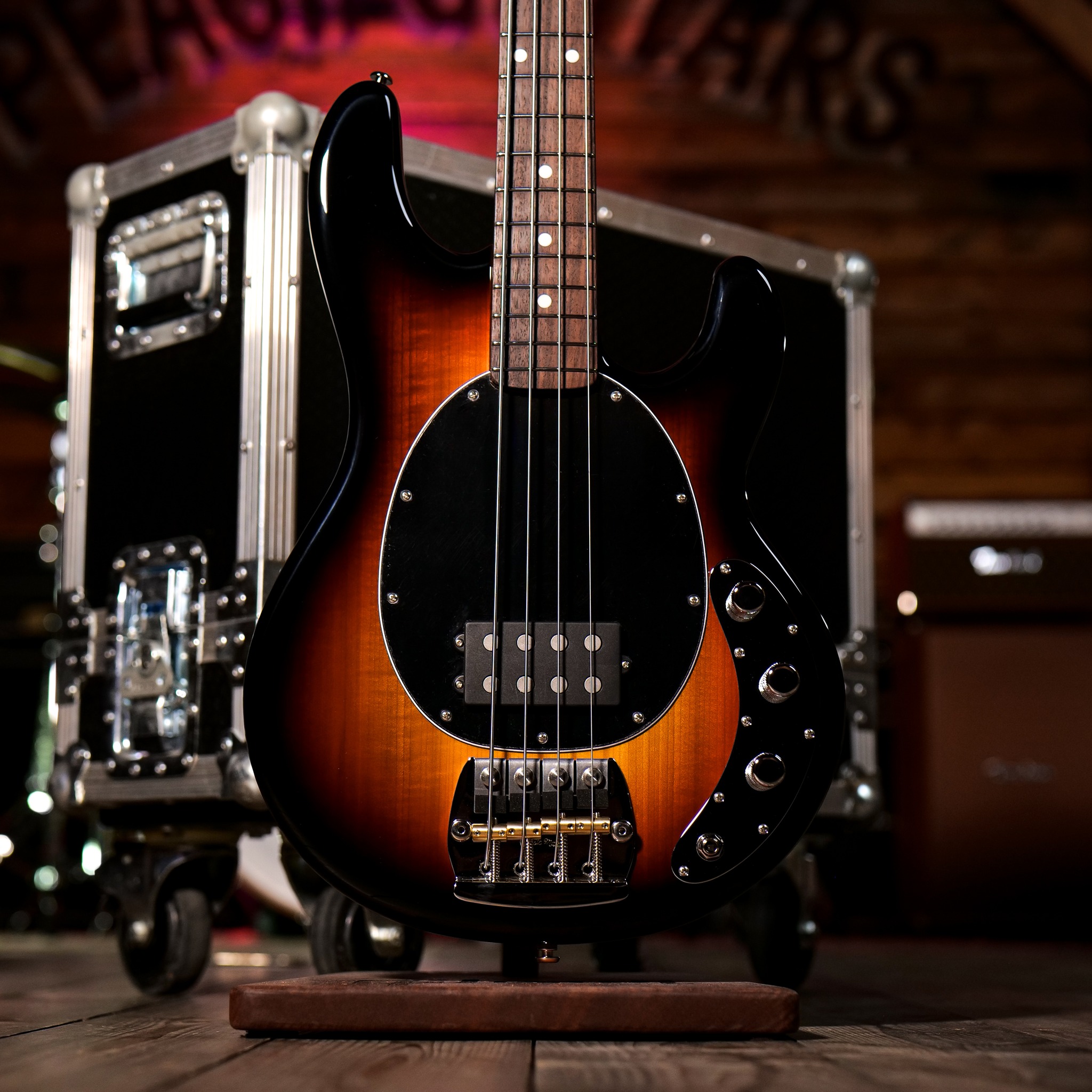Fender Custom Shop Pino Palladino signature bass review
