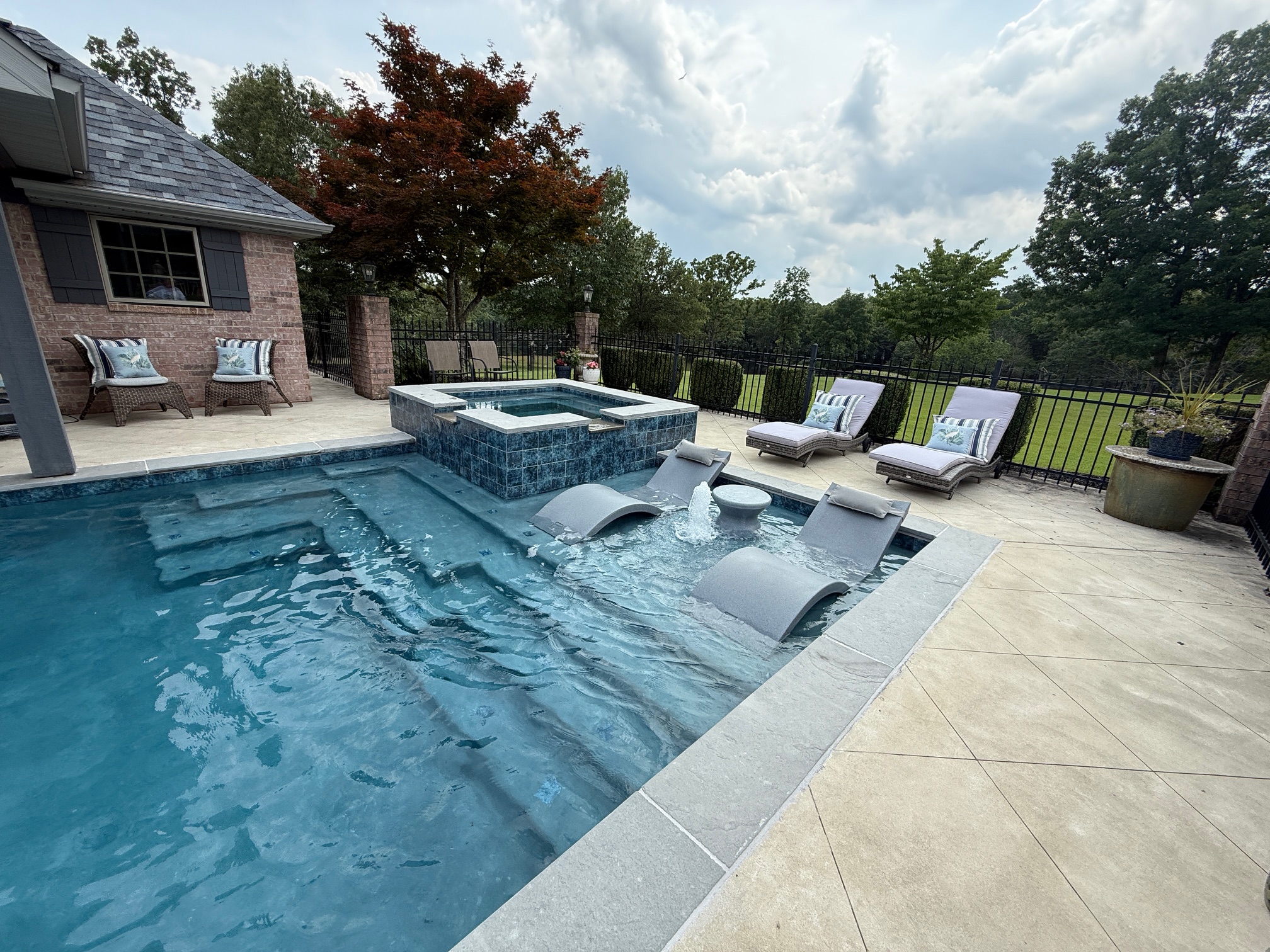 White River Custom Pools | Batesville AR