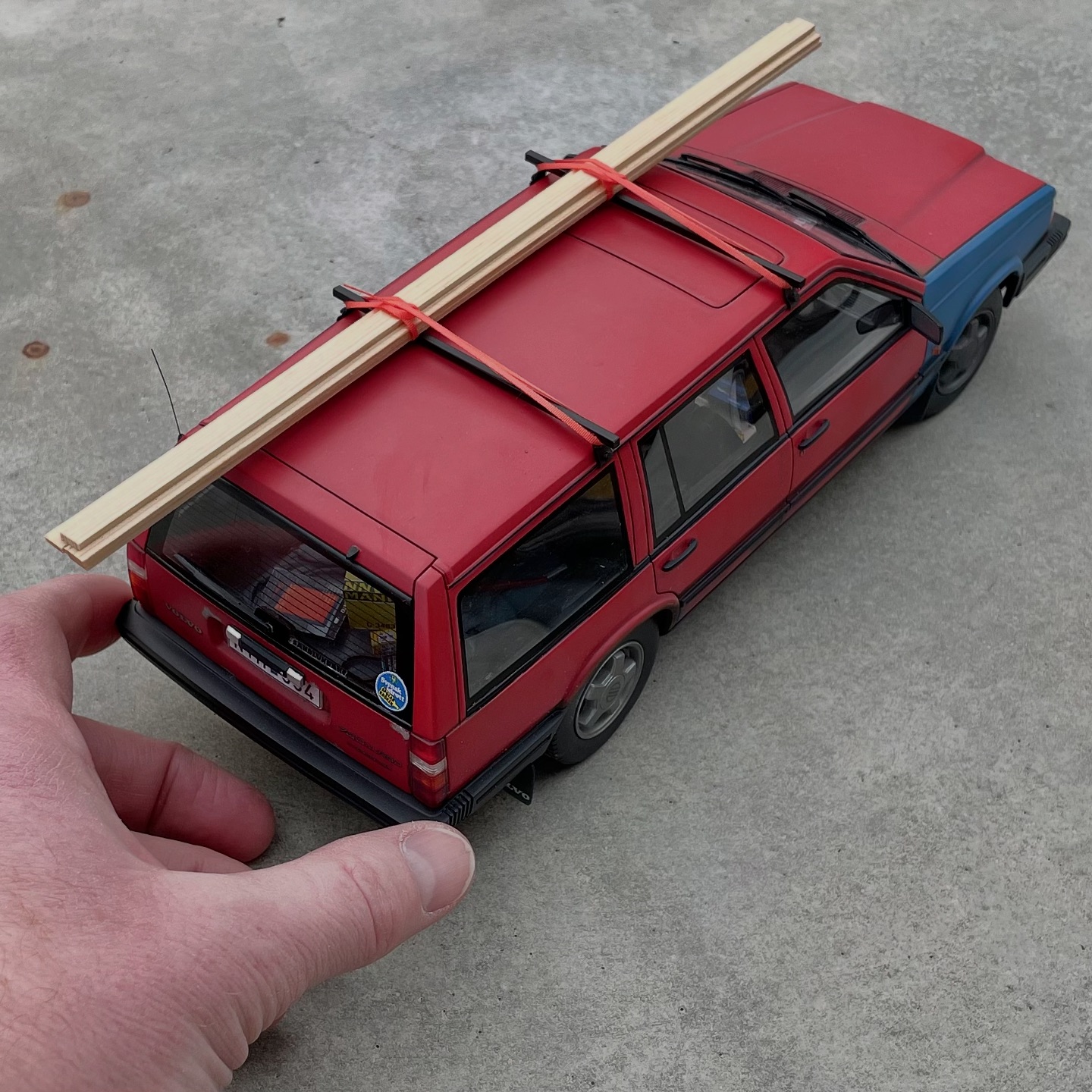 Shiny cars? Boring! This is the way I like my models, worn down