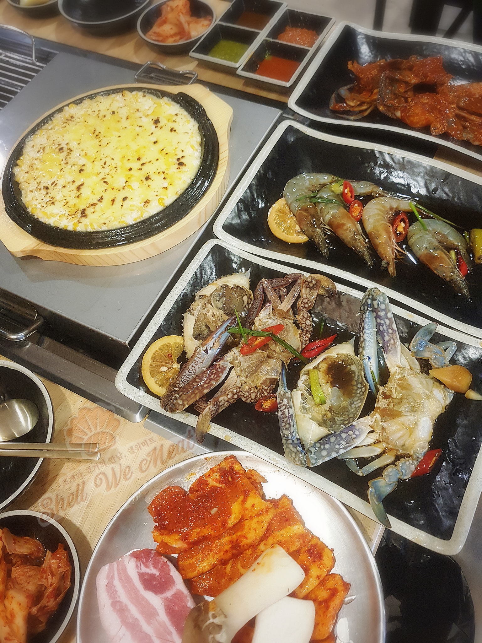 เต็มโต้ะไปเลย... - Shell We Meat - All You can eat Korean food | Facebook