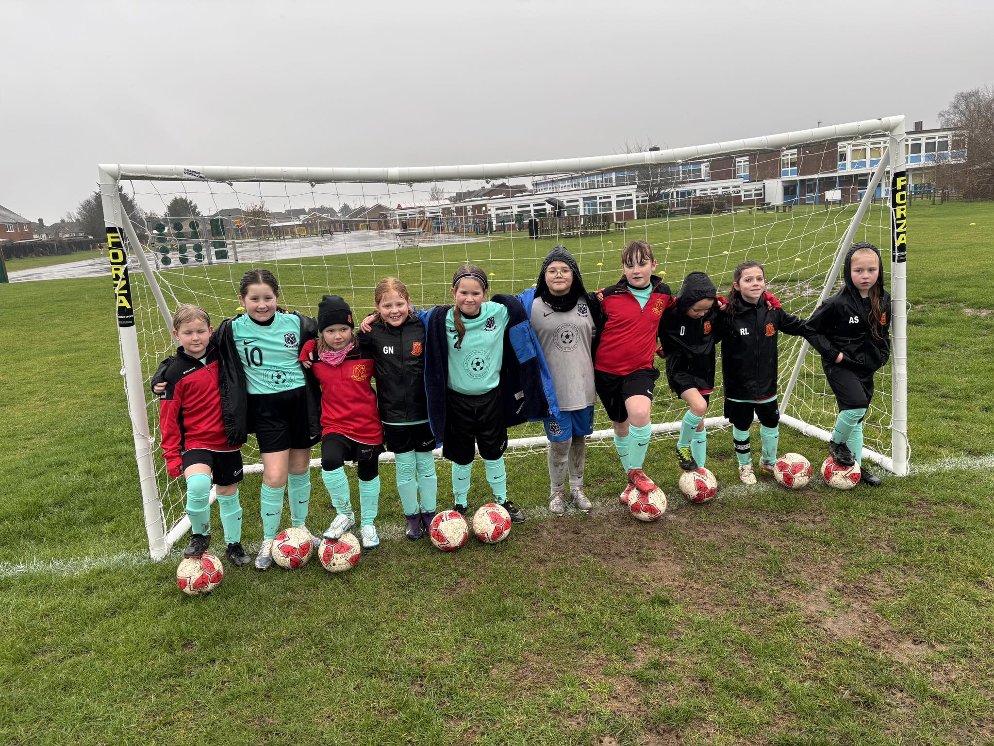Kettering FC - 𝐔𝟗 𝐑𝐞𝐝𝐬 𝐆𝐢𝐫𝐥𝐬 𝐯𝐬 𝐂𝐨𝐫𝐛𝐲 𝐓𝐨𝐰𝐧 𝐔𝟗 A tough cup... | Facebook