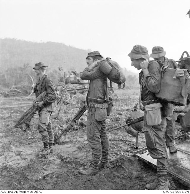 Viet - 9 July 1968, 1RAR diggers commencing Operation Blue Mountains, a ...