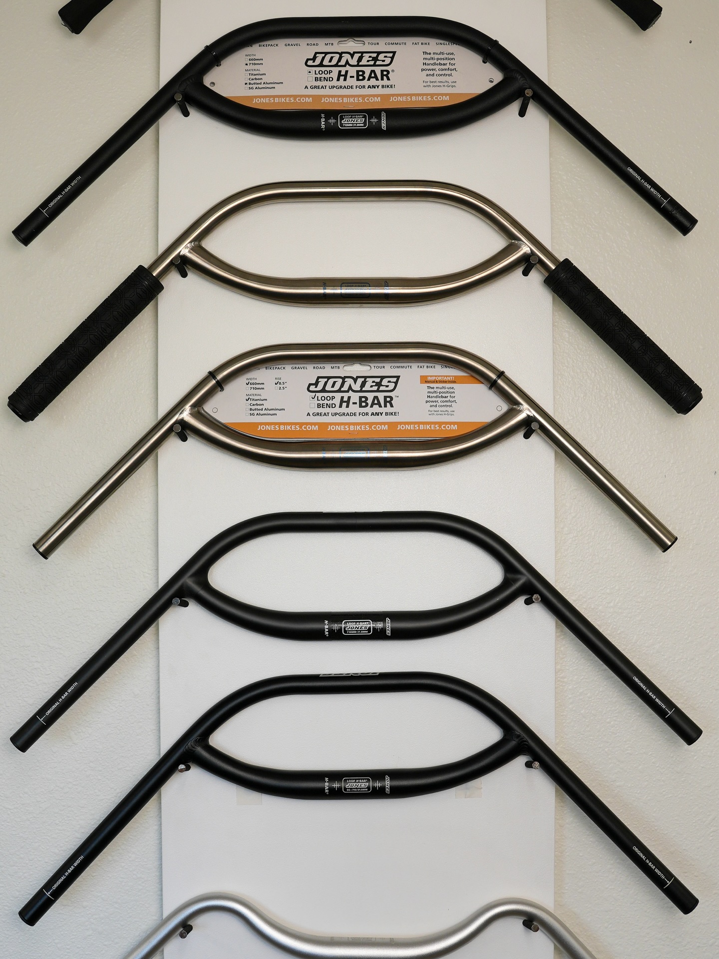 H-Bar Restock! •Jones Loop H-Bar® SG Aluminum, 710 mm, Black