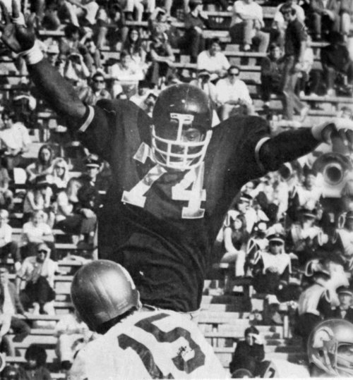 California Gridiron added a new... - California Gridiron
