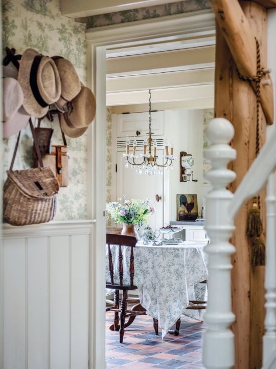 The Warmth of Wood & More... - The Warmth of Wood & More