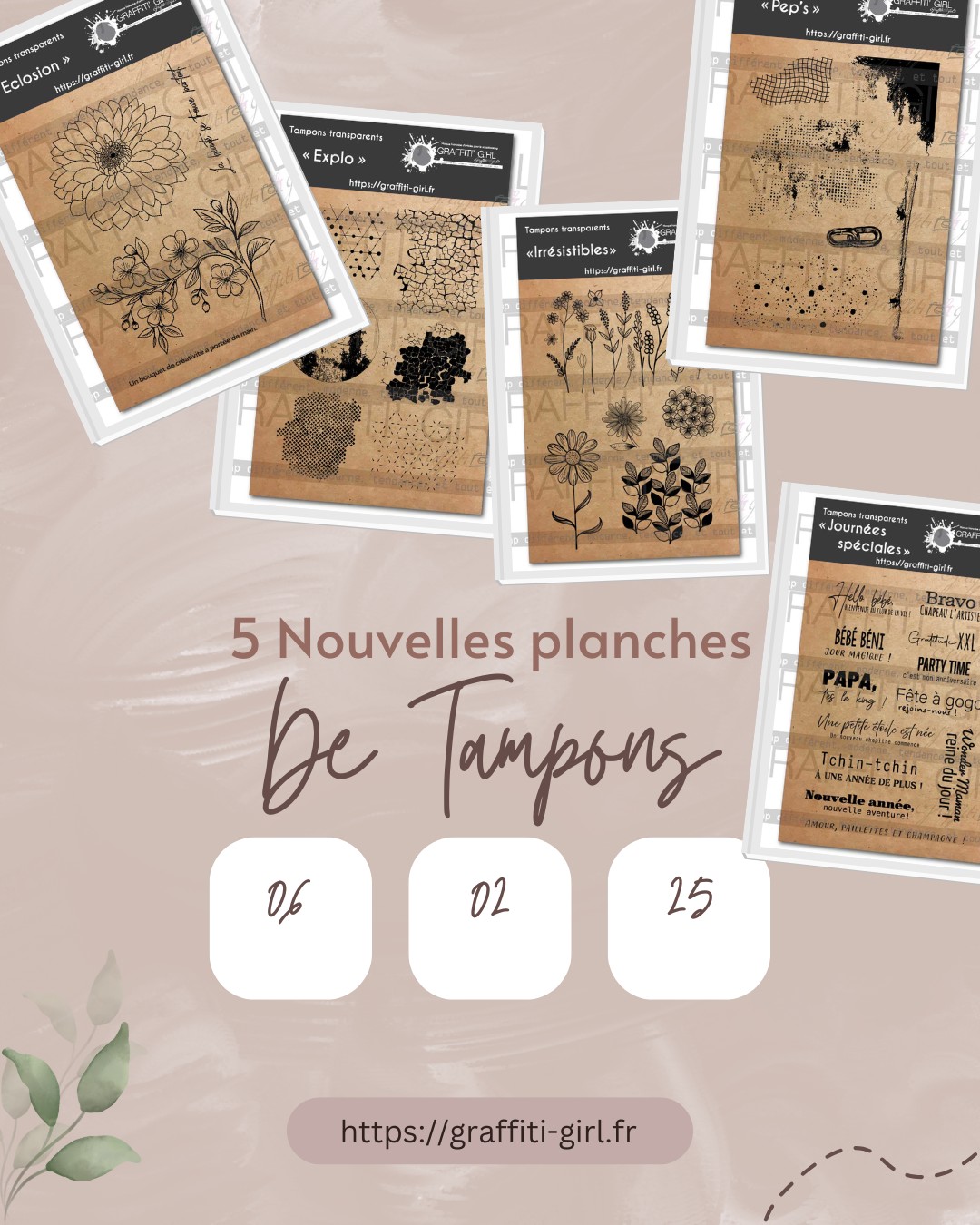 PANINI Stitch Trading Cards Boîte Métal - 42 Cartes + 3 Édition Limitée Cartes Collector Stitch 42 + 3
