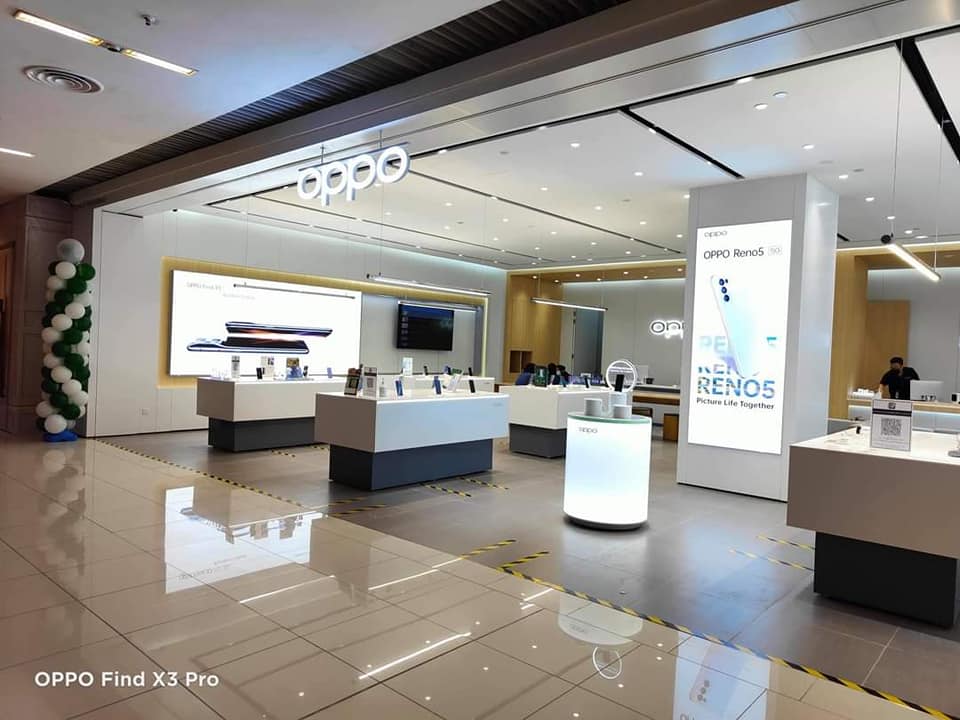 My Oppo Space At Queensbay Mall Penang Posts Facebook