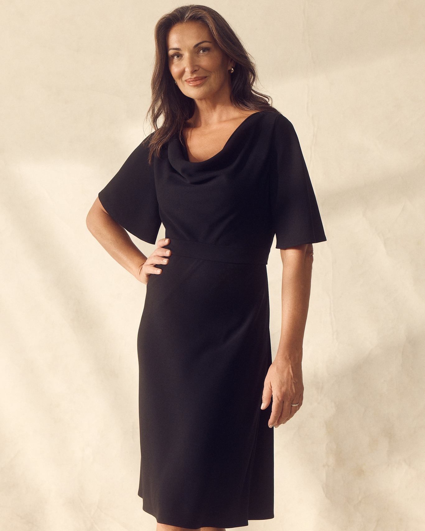 brown velvet dress long sleeve Lavetir Burgundy Sheath/Column V-Neck Sleeves Ruched Evening Dresses with Side Slit 2026 Style:ES01955MG msku::121990 Laura Palmer black lodge-min creating a graceful A