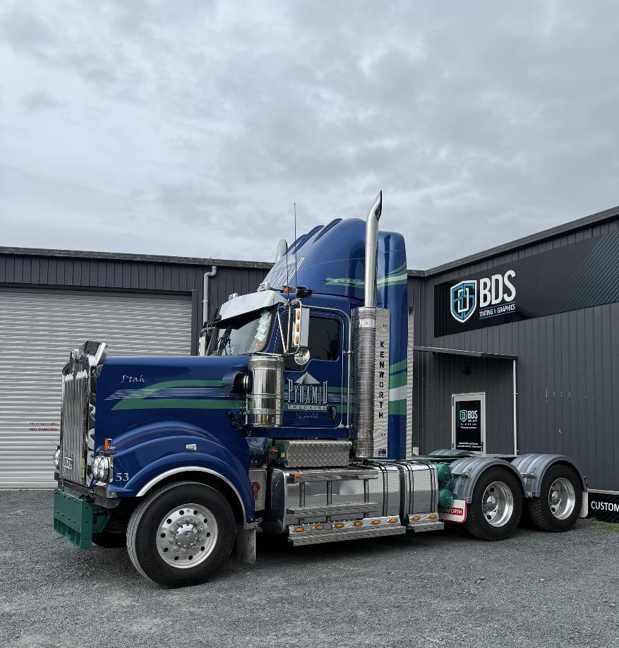 PYRAMID TRUCKING Kenworth signage - BDS Tinting and Graphics | Facebook