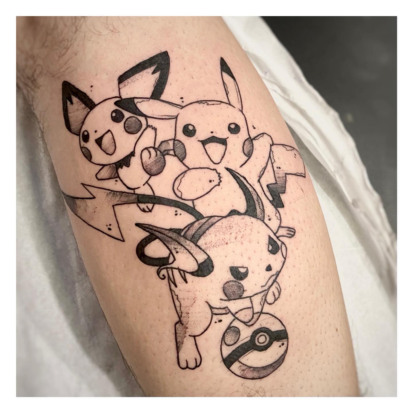 Tatouage Pikachu Noir Et Blanc