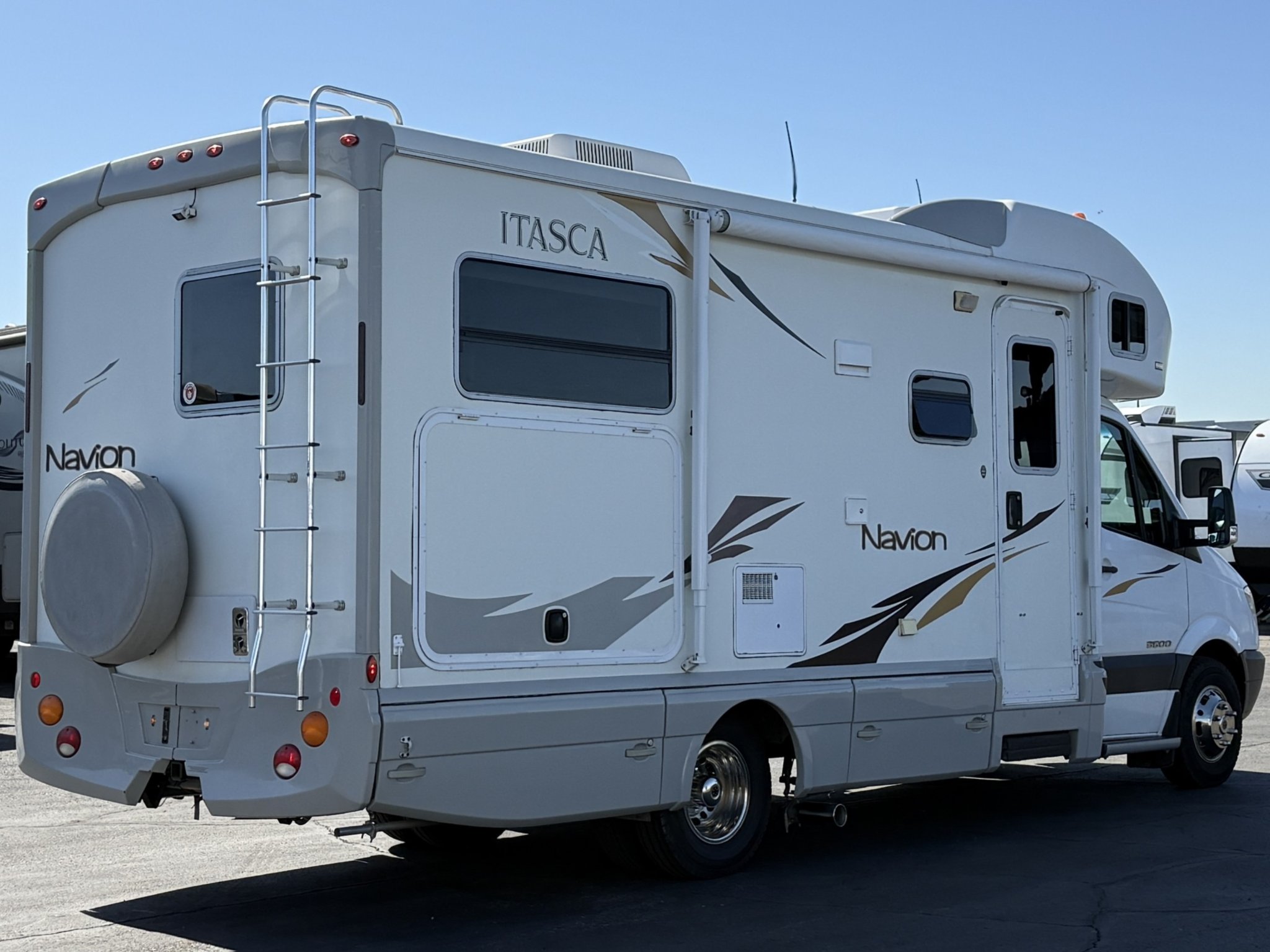 2008 Itasca Navion 24J - Pre-Def & Super Clean! - RVs & Campers ...
