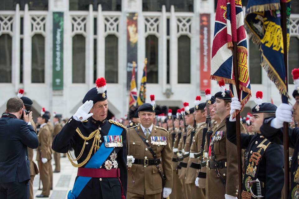 Military.Direct - Some fantastic scenes as serving Regular...