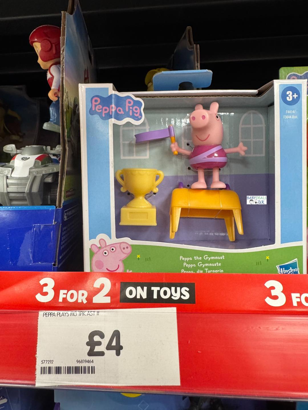 Hasbro Peppa Pig Peppa's Adventures Miss Rabbit's Train Detachable Preschool Toy: 2 Figures, Rolling Wheels, for Ages 3 and Up, Multicolor, F3630