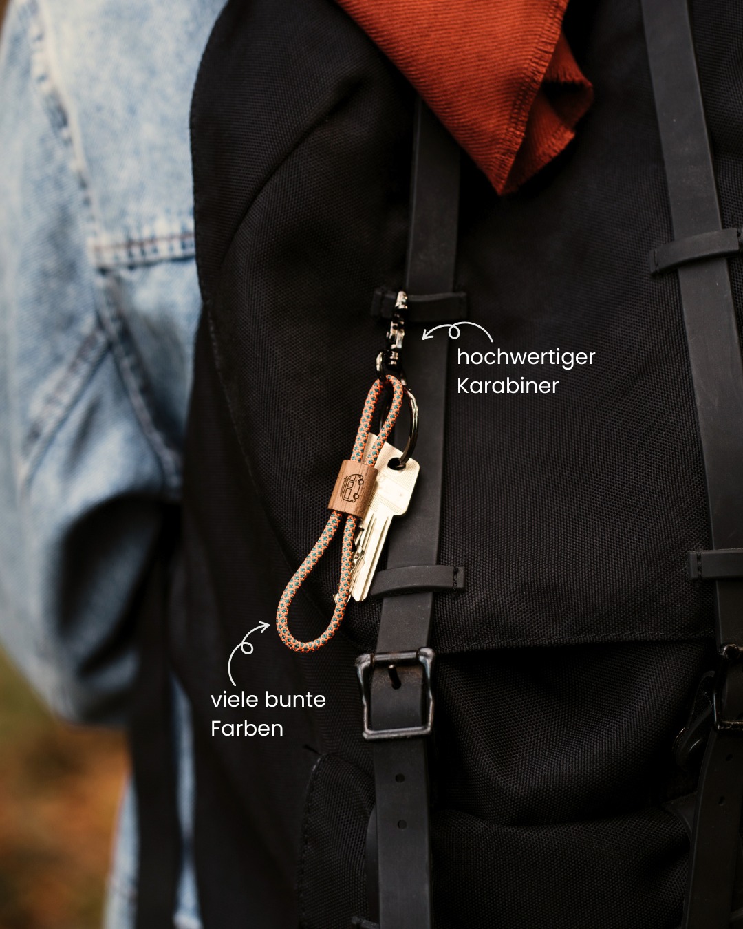 Collana Eydl Skyla Con Ciondolo Zampa In Legno Di Noce E Acciaio Inox - 42-47 Cm