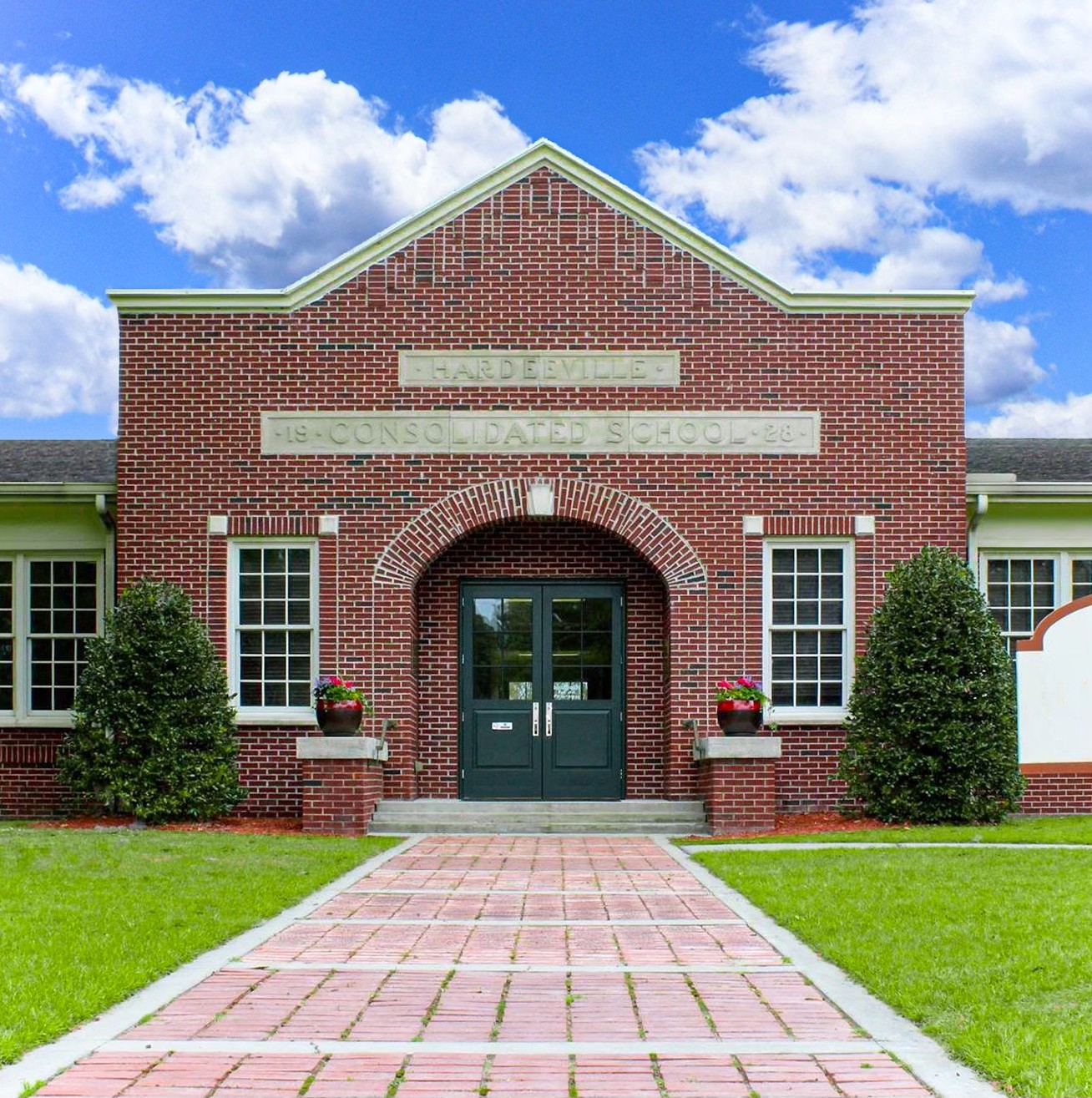 🚛 Capital Waste Service Update 🚛... - City of Hardeeville, SC | Facebook