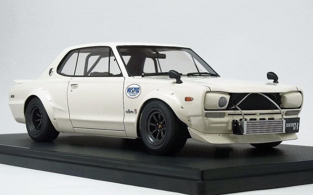 Nissan Skyline 2000 GT-R by Kyosho 1:18