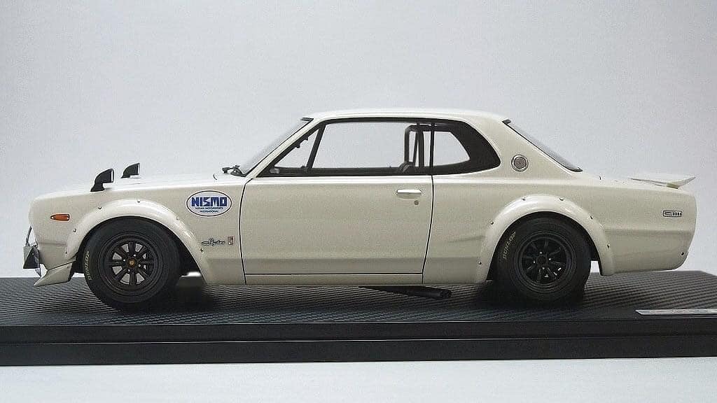 Nissan Skyline 2000 GT-R by Kyosho 1:18