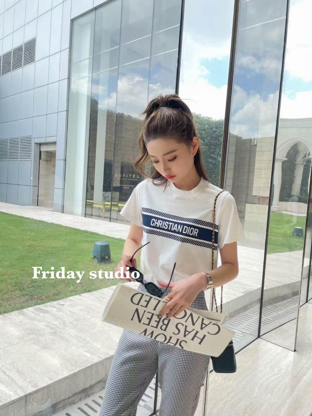hamyu.seoul - ☂️☂️แบบใหม่☂️☂️ เสื้อยืดแบรนด์Christian dior 350 บาท #ส่ง ...