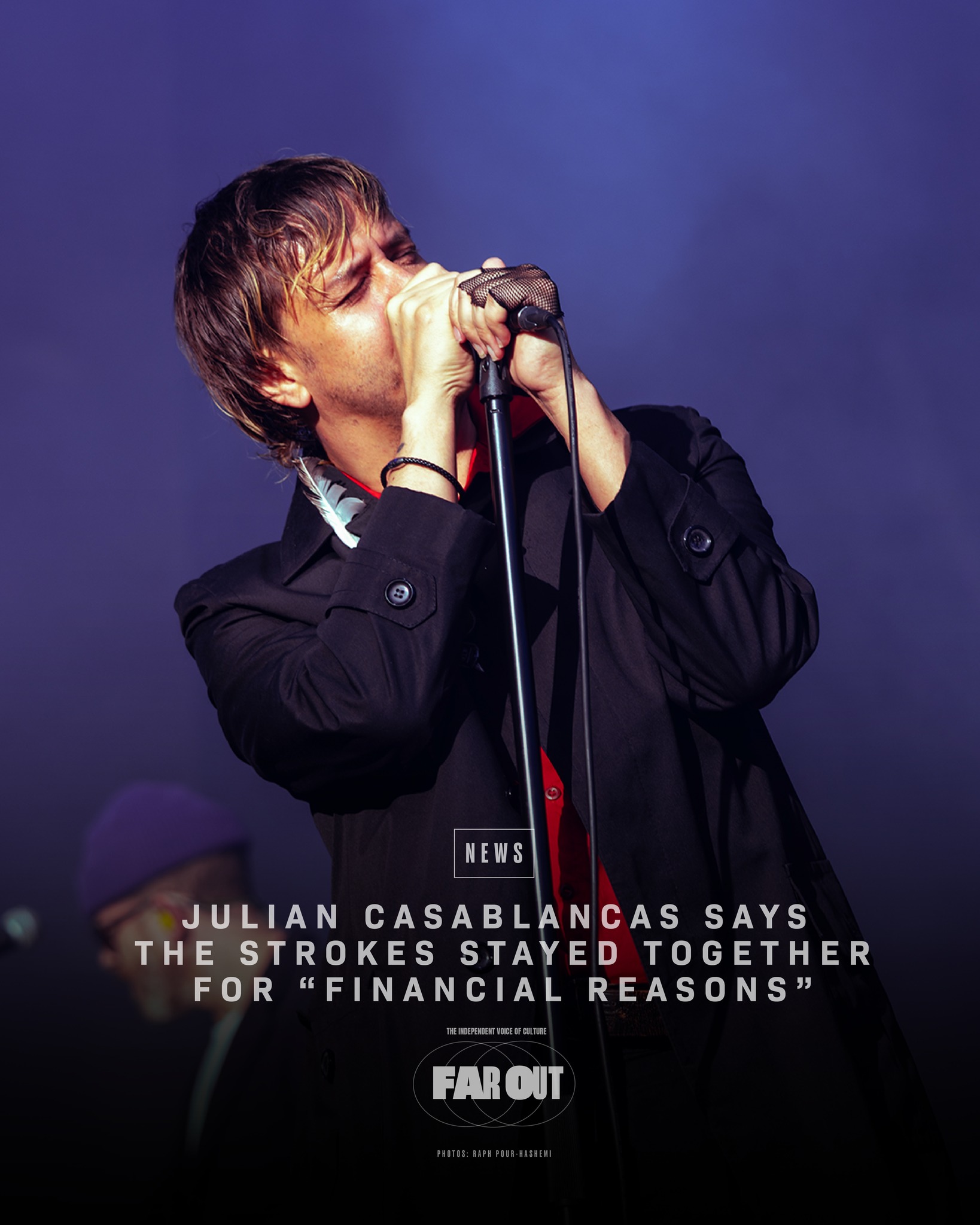 So this happened: ✓ The Strokes frontman Julian Casablancas 