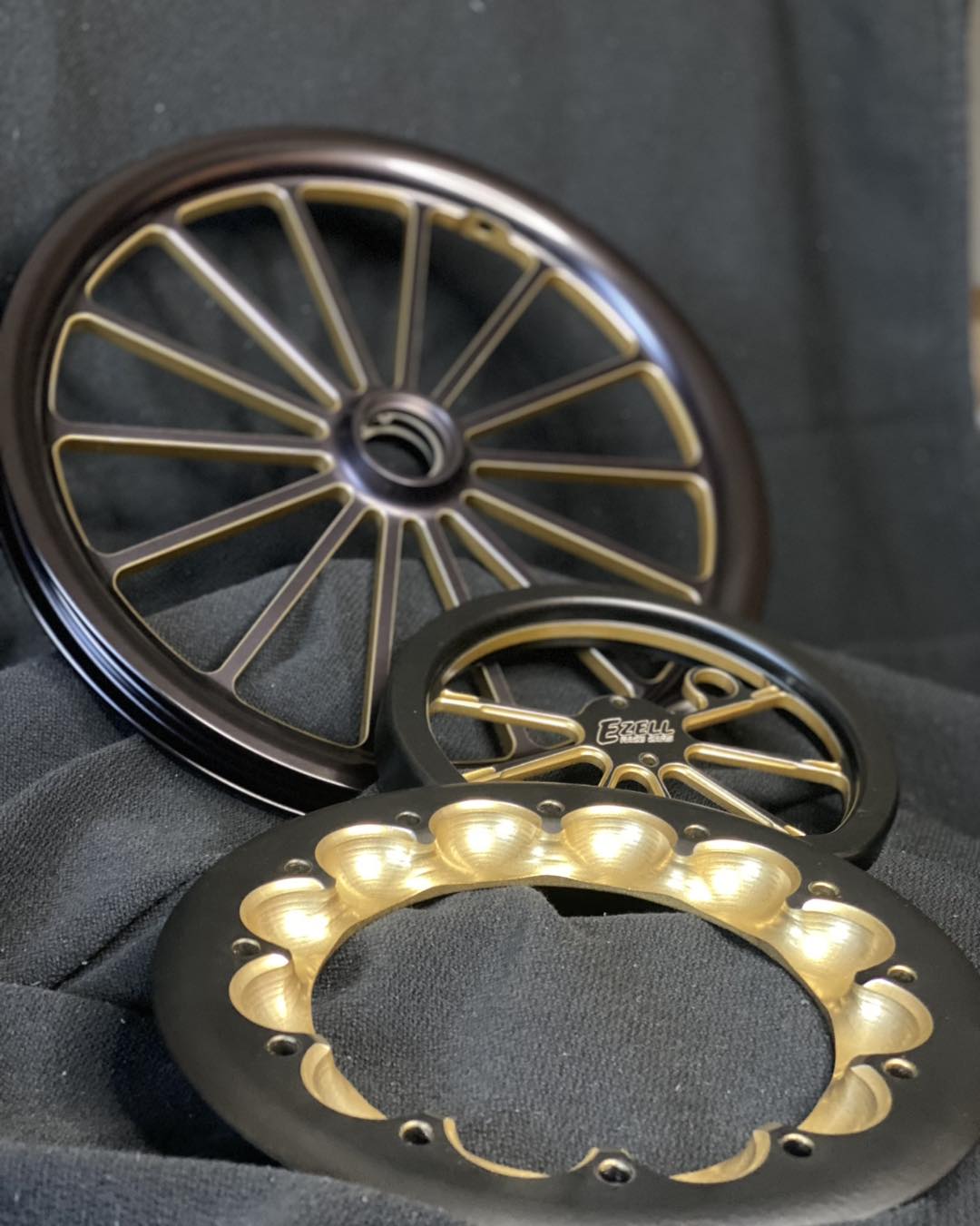 Rick's - Spanish Gold from Prismatic Powders looks good mixed with ...
