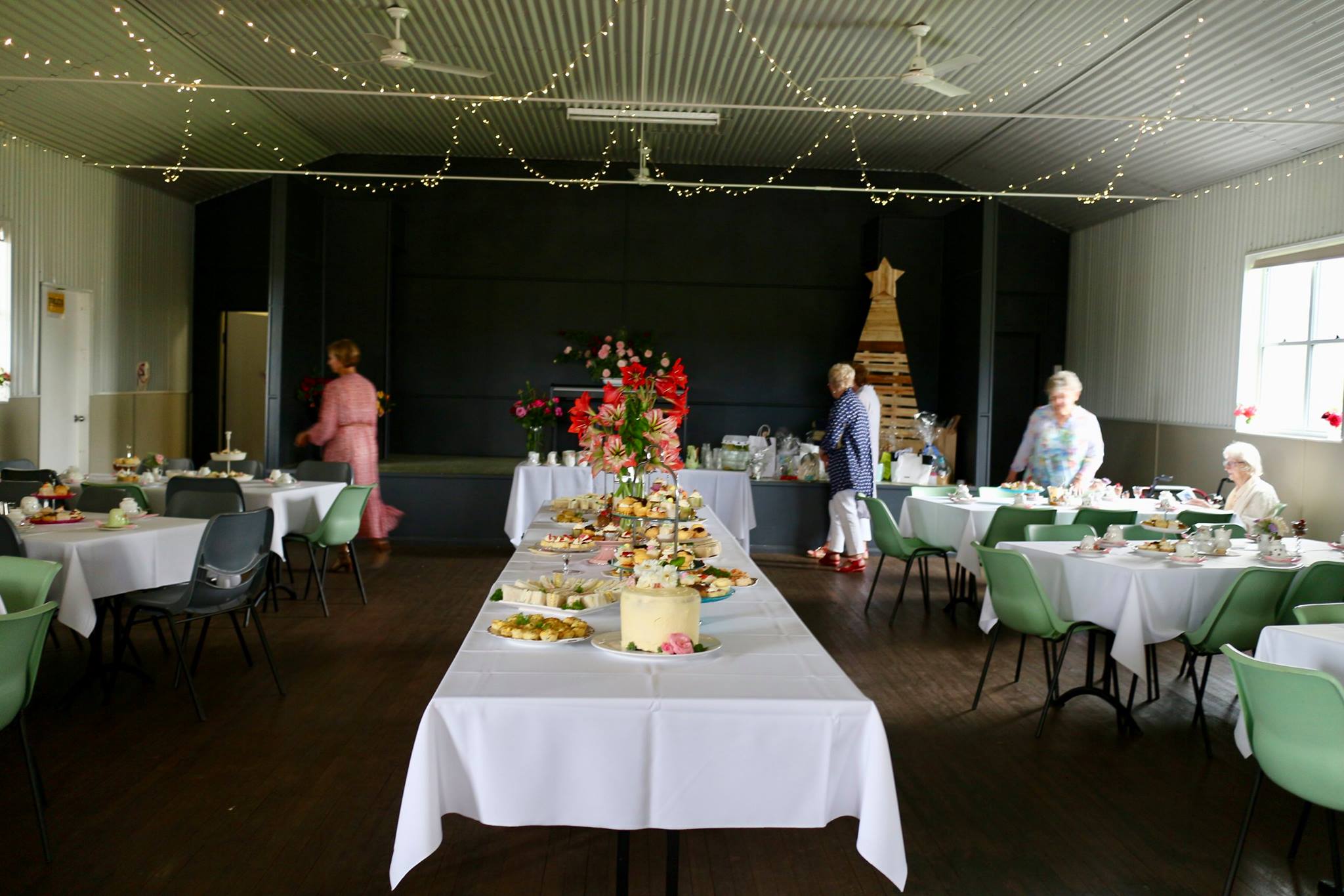 Curban Community... - Curban Community Hall & Tennis Courts