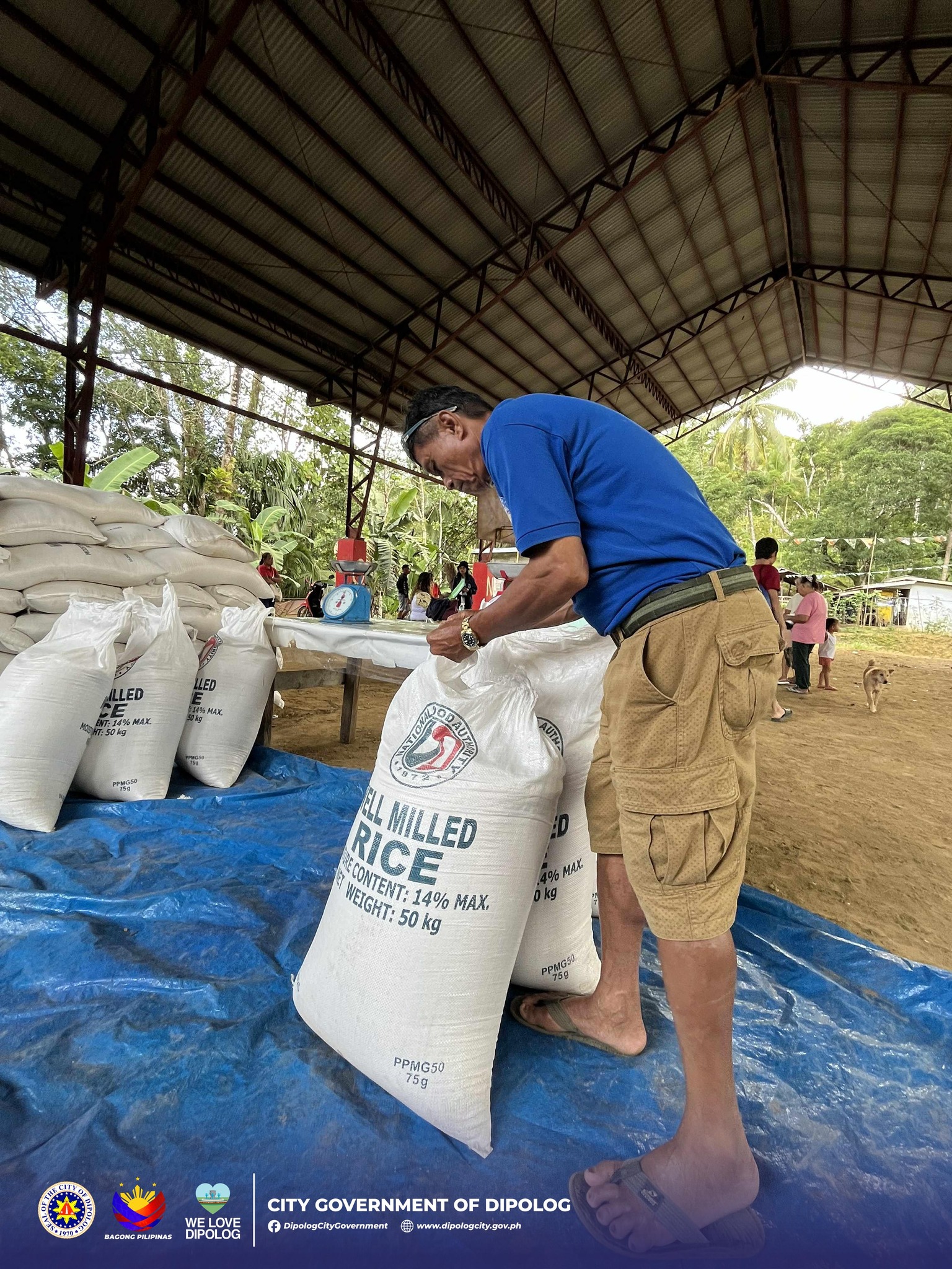 Dipolog - “P20 NA BUGAS ON WHEELS” MIABOT NA DIDTO SA LAGYONG BARANGAY ...