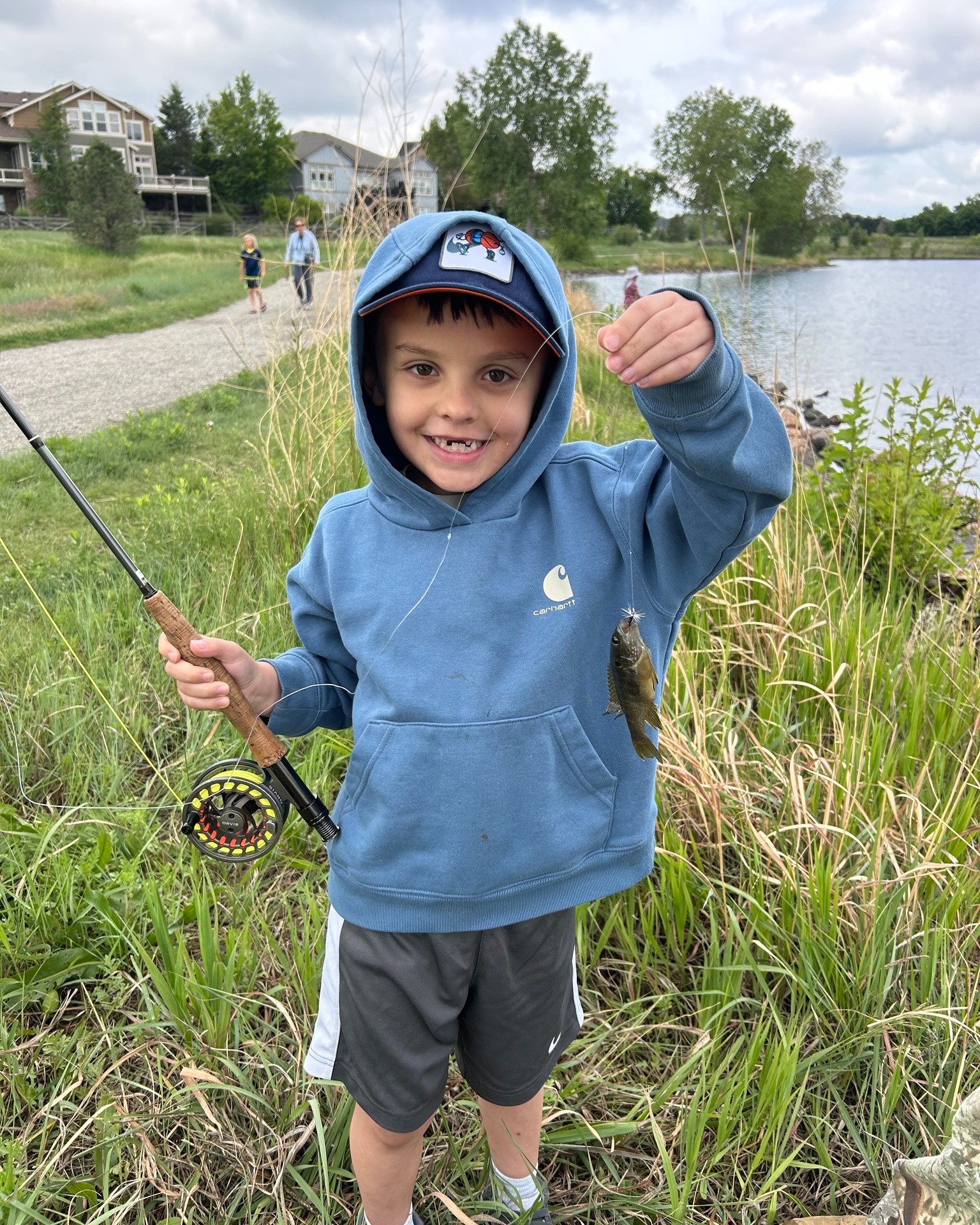 child fly fishing rod YOUTH MINNOW With a modest Kids Fishing Pole, Telescopic Rod