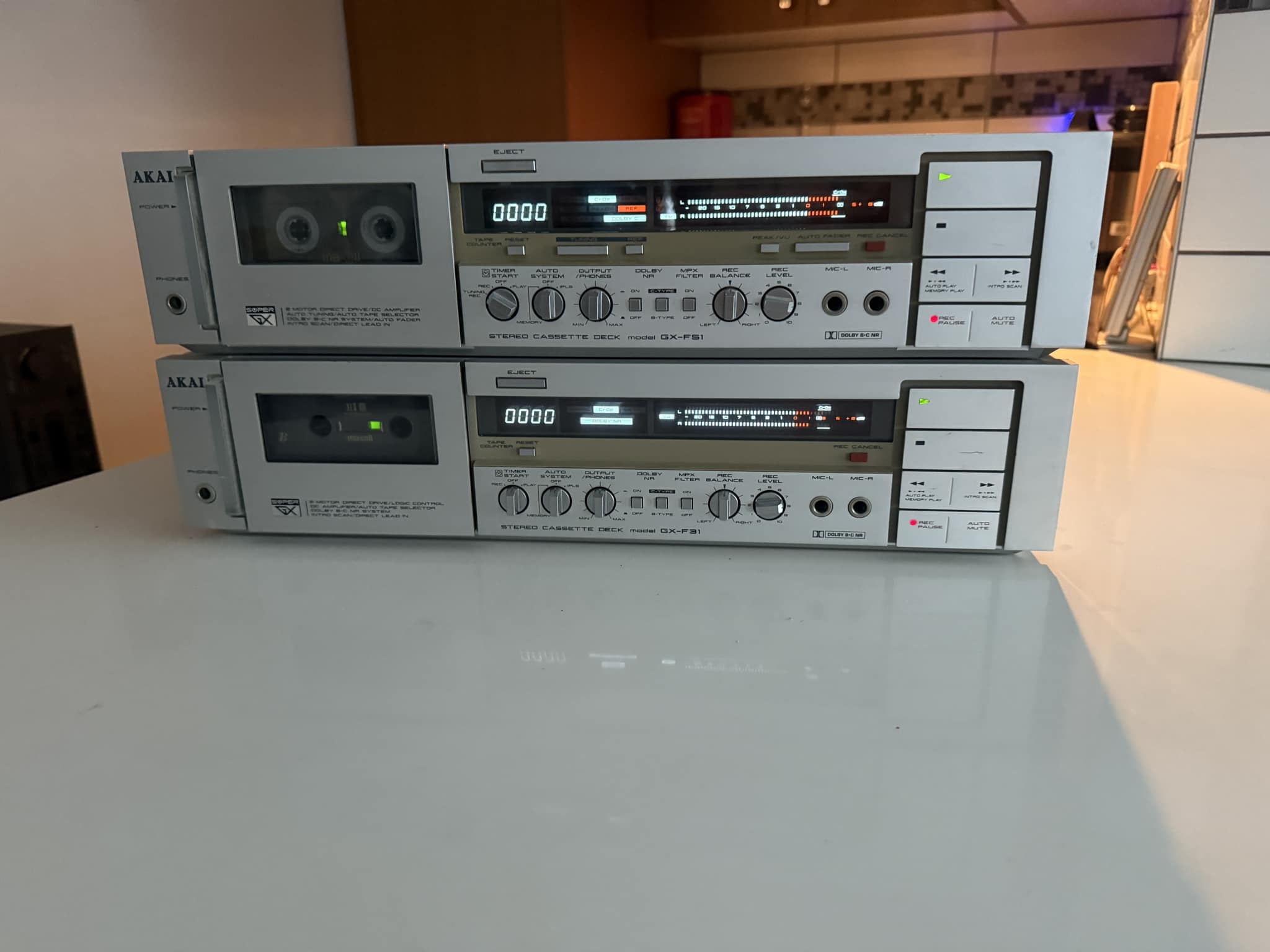 Akai GX-F31 cassette recorder specs and features