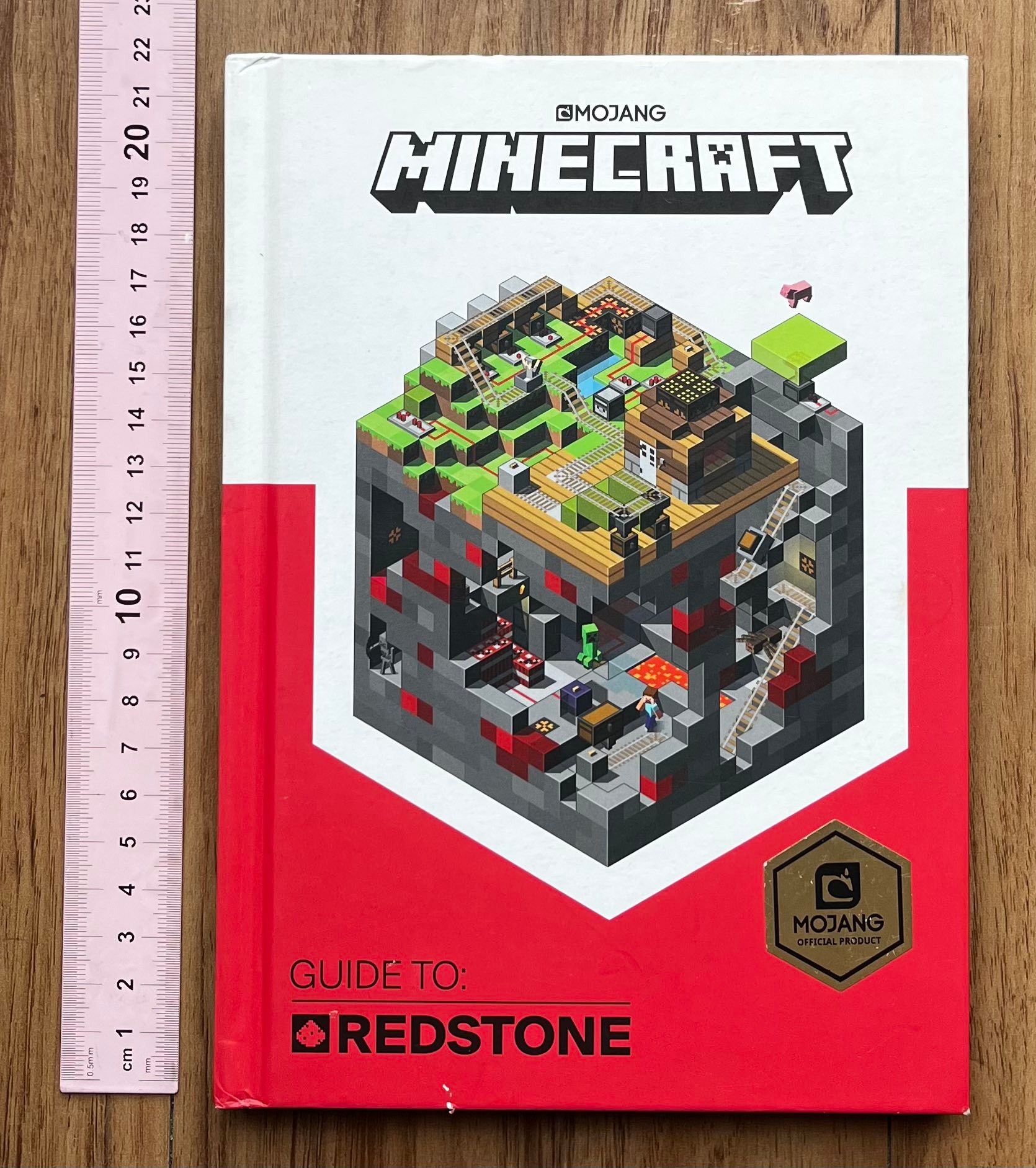 ติดจอง 📚 ปกแข็ง เล่มกลาง 95 หน้า สภาพดีมาก Minecraft 💌 คู่มือ Minecraft ...