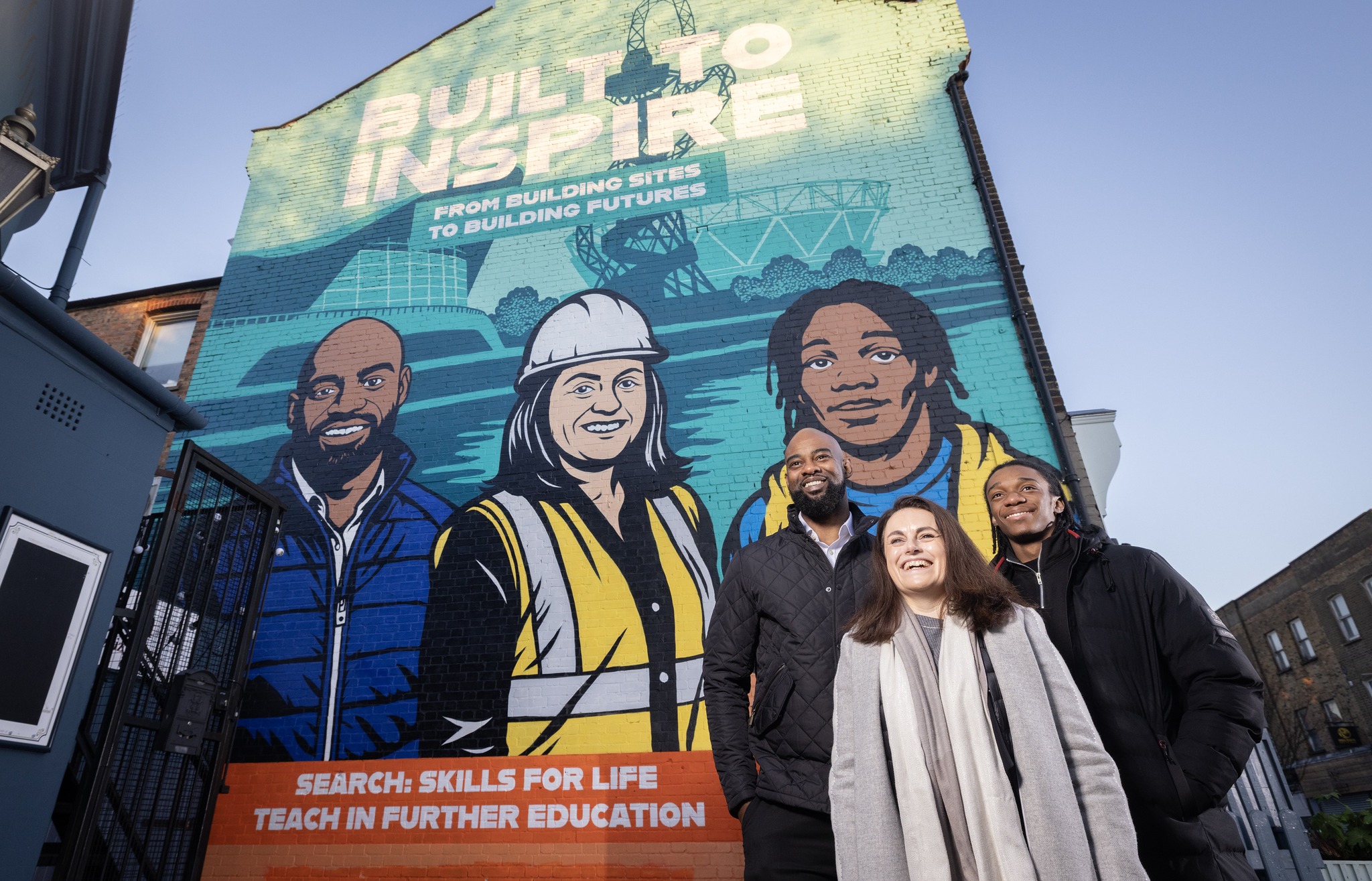 University - It's official! The brand-new mural has been unveiled and ...