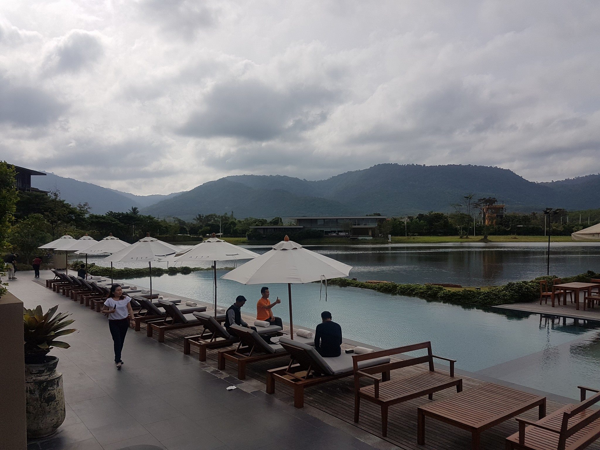@ Atta lakeside resort suit... - Poo Thailand Van for Rent
