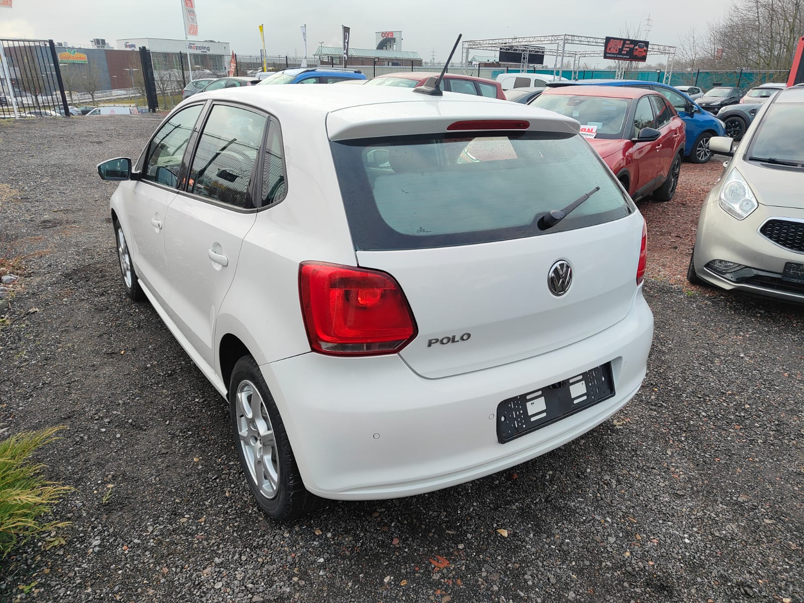 Defra Cars | Rocourt