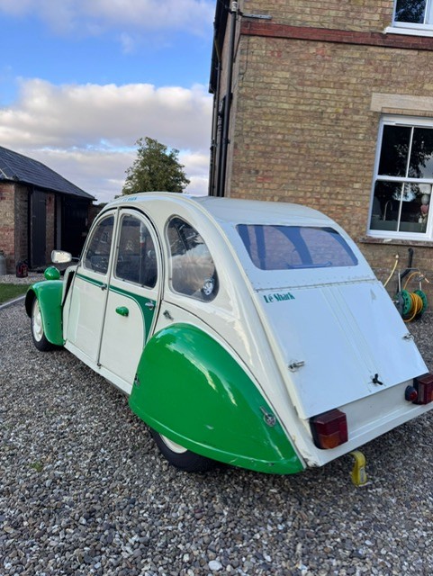 Classic 2CV Racing Club added a... - Classic 2CV Racing Club