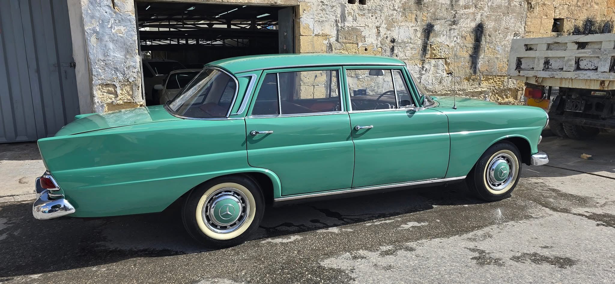 A very very rare car ???Ventur Classic and Performance 