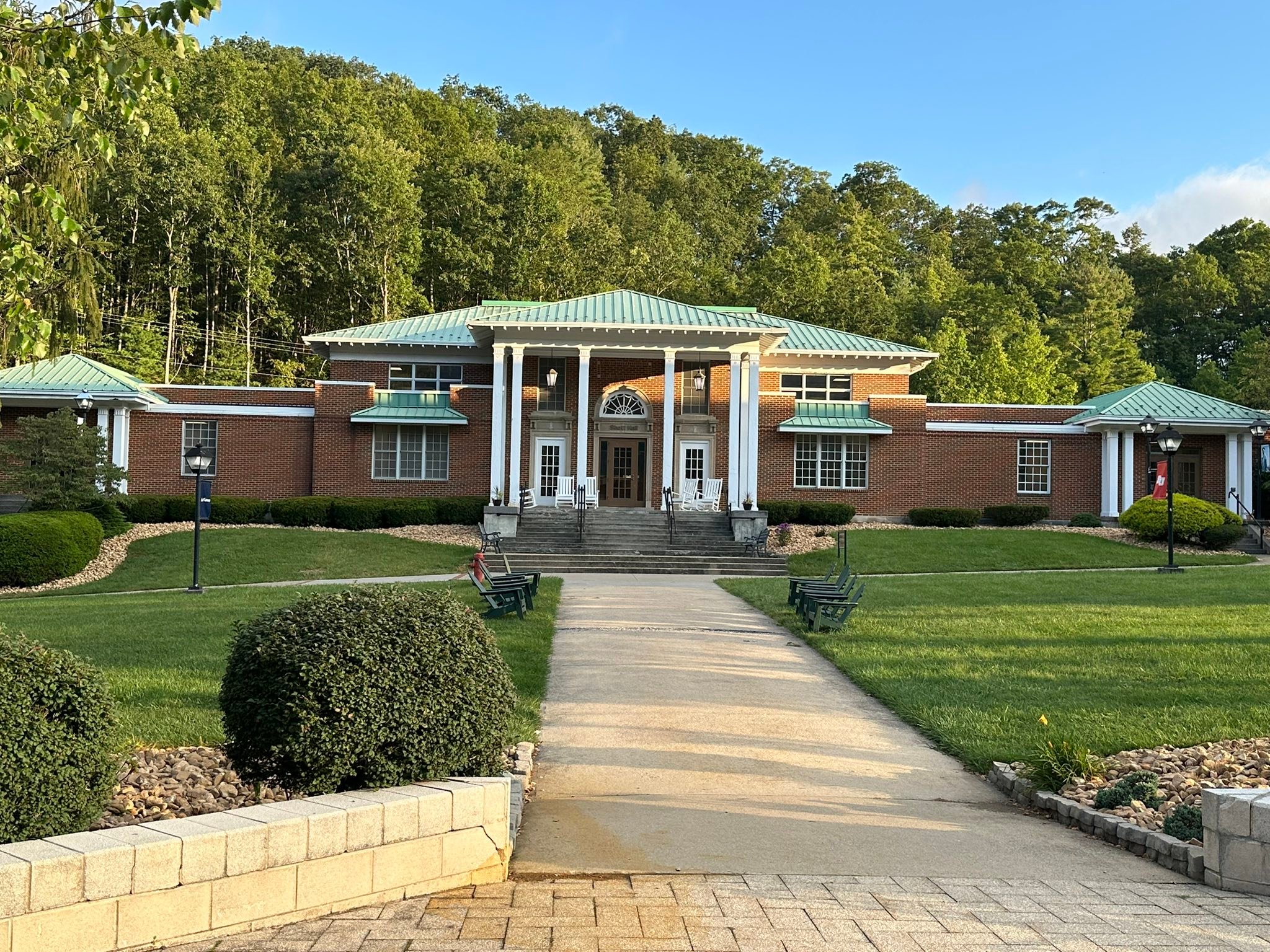 Easley Library - Bluefield University | Bluefield VA