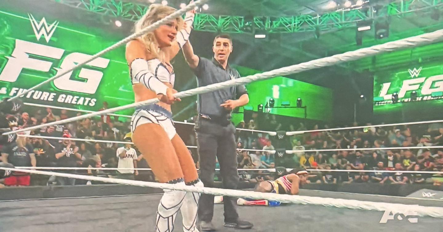 Pro Dani Sekelsky defeats Tyra Mae Steele Facebook
