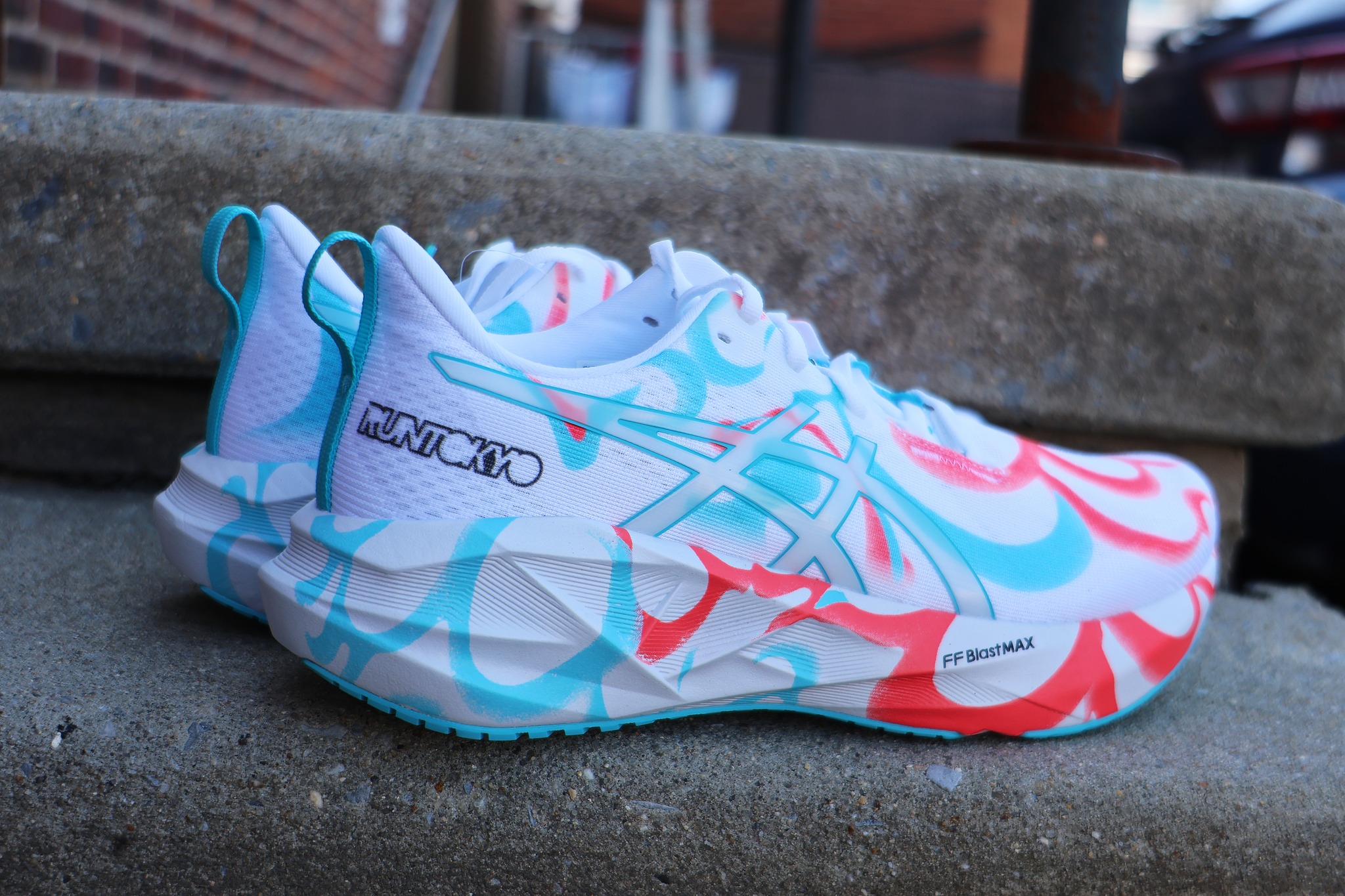 Check out this brand new Tokyo colorway of the Asics Novablast 5 