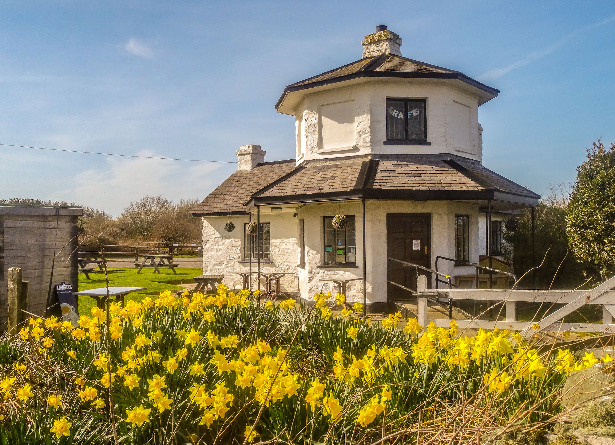 west-of-anglesey-ynys-cybi-holy-island-the-penrhos-toll-house-at